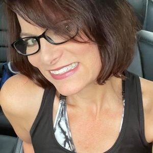 Meet your Posher, Joann